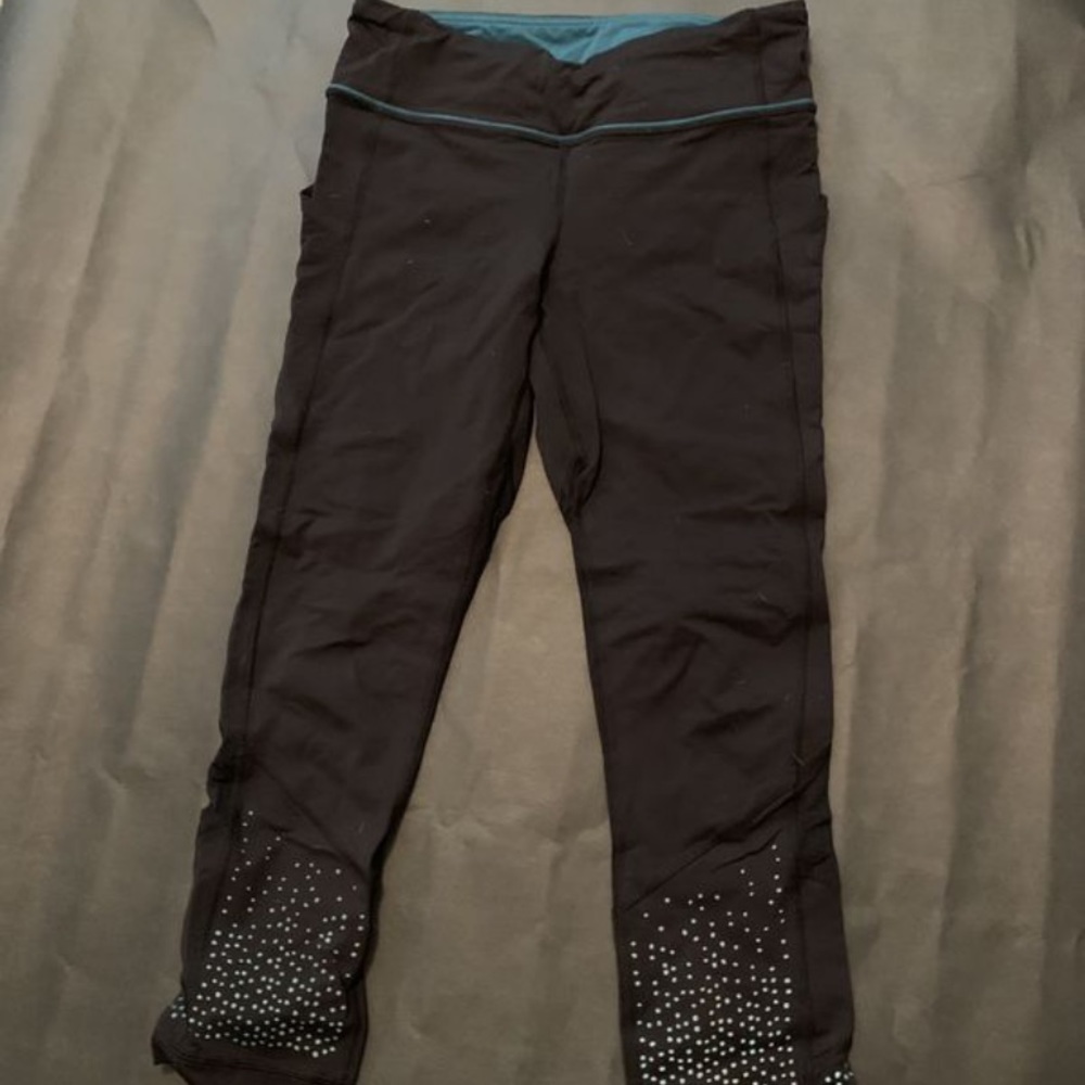 Lululemon crops